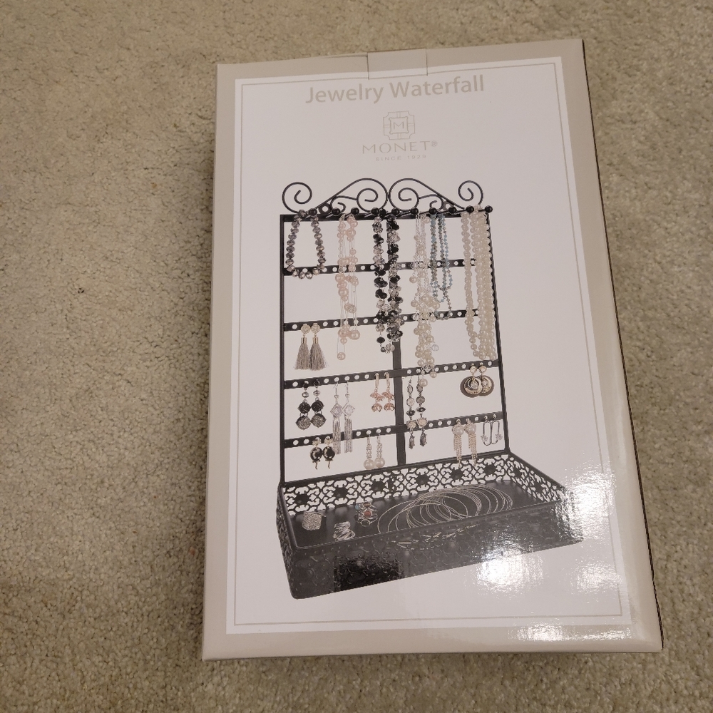 Jewelry stand